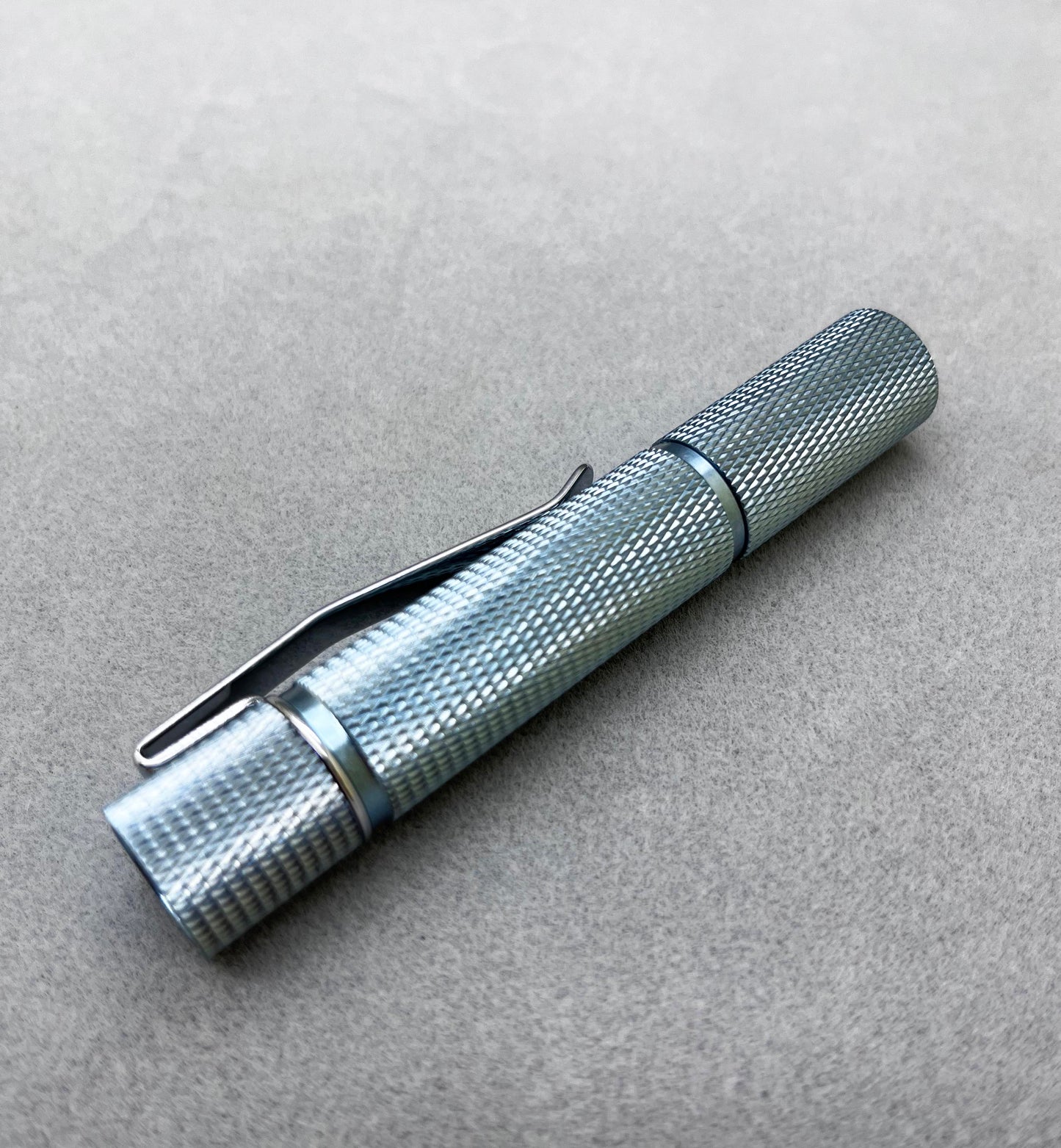 Edoluc 10440/AAA Knurly Crystal Titanium EDC Flashlight with Type C Battery