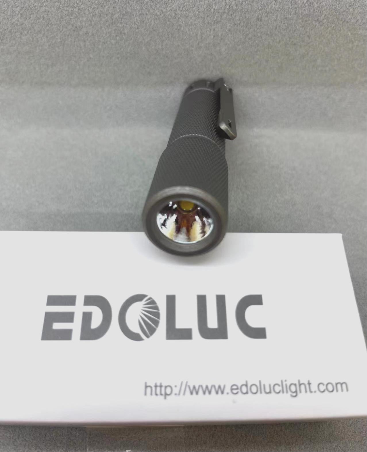 EDOLUC Knurly 14500/AA Flashlight Titanium with Type-C 14500/AA Battery