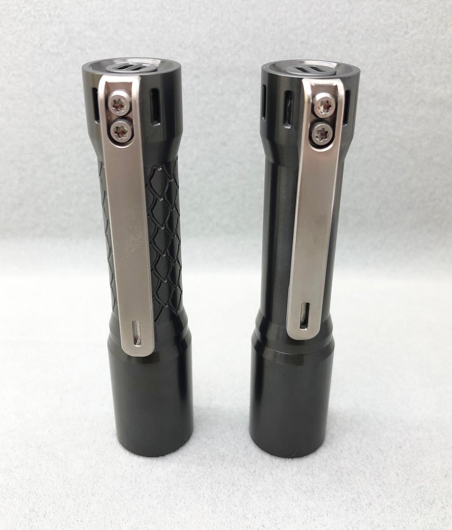 Glow Arrow AA/14500 Flashlight Zirconium Smooth / Loong 14500 with Type-C Battery