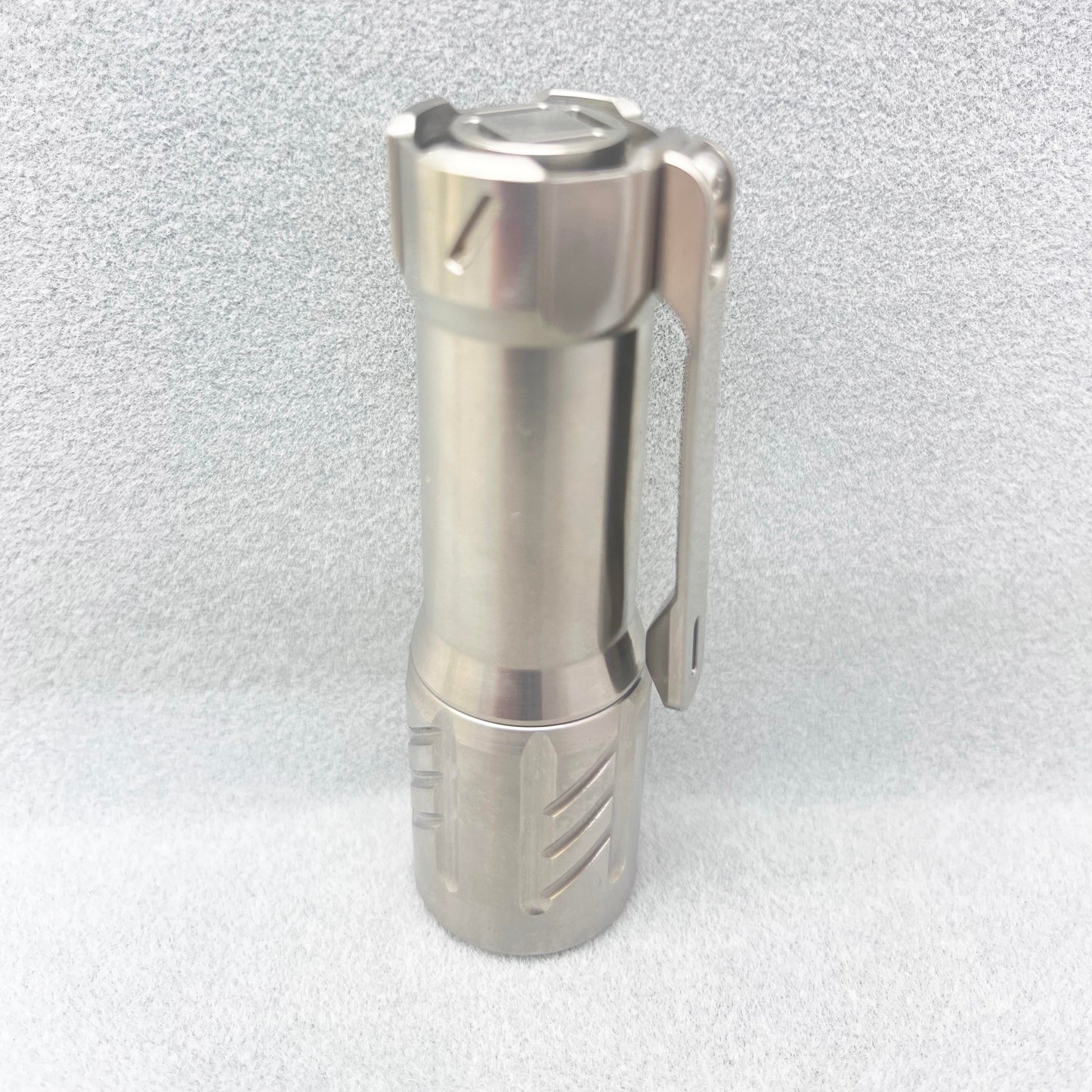 Glow Arrow 18350 Flashlight Titanium Triple Emitter Samsung 5000K/Cree XPL 6500K LED With 18350 Type-C Battery