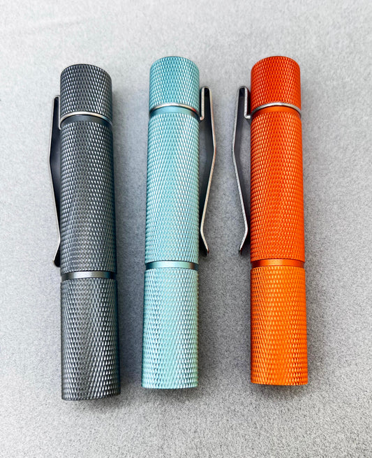 Edoluc 10440 Knurly Aluminum Flashlight with 10440 USB-C Battery