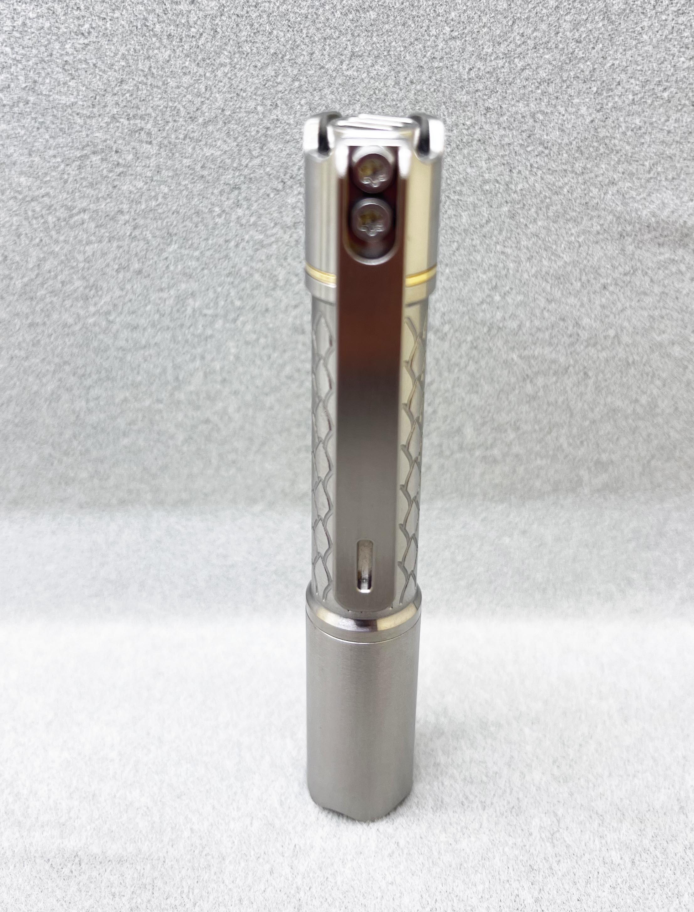 EDOLUC Loong-01 Titanium Raw Mini EDC Flashlight Nichia 519a 4000K