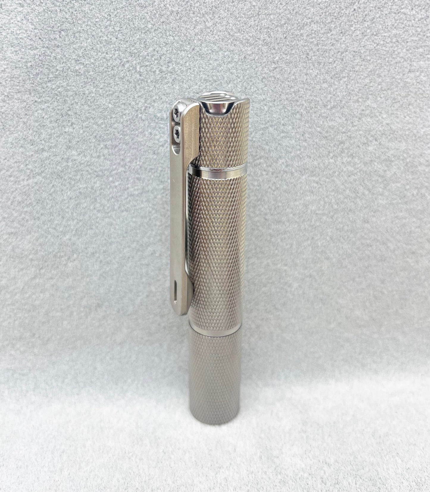 Edoluc knurly 10440/AAA Titanium Flashlight NiChia 519A 4000K,Cree XPL6500K LED with Titanium Clip