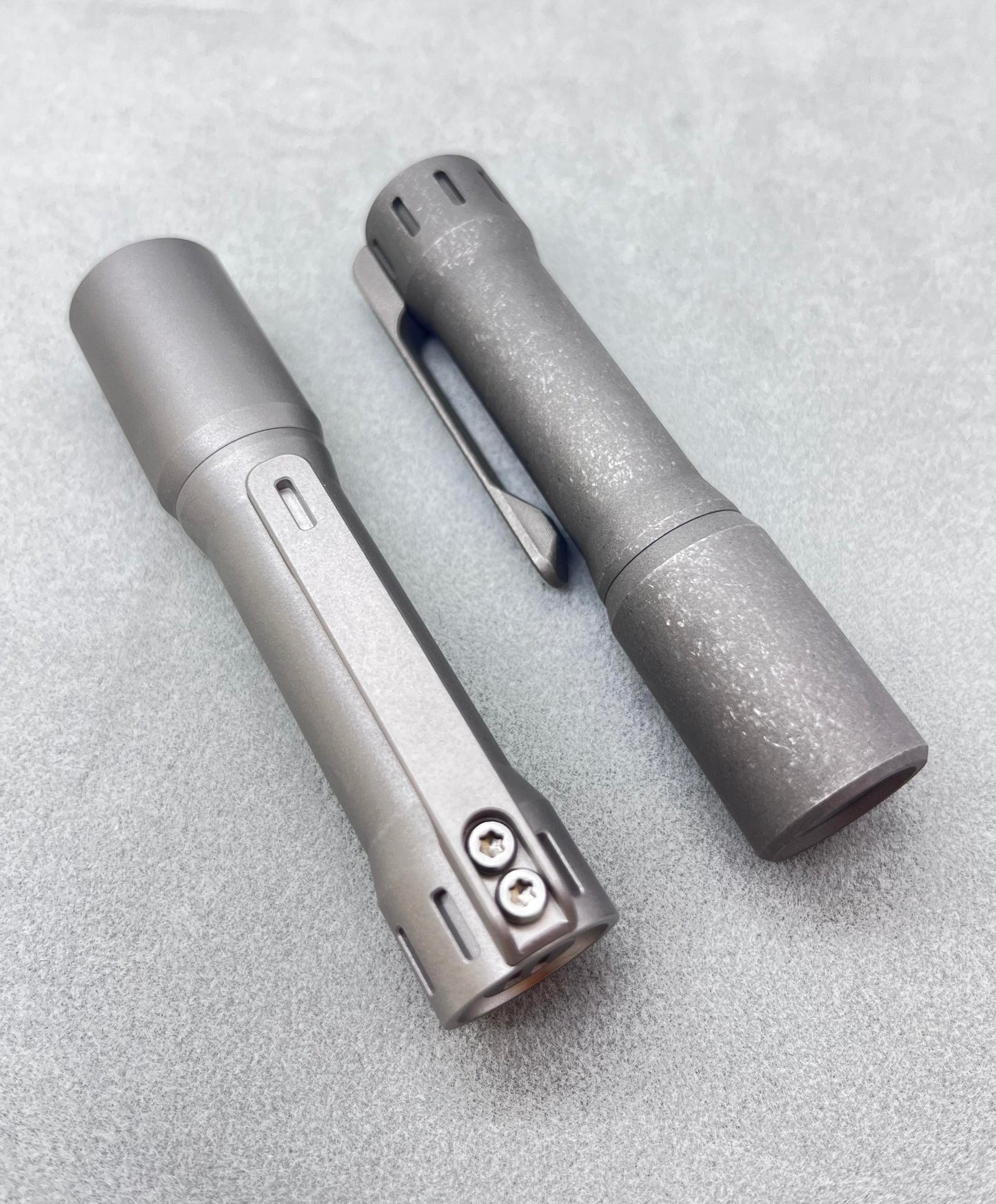 EDOLUC Glow arrow2.0 14500/AA EDC Flashlight Titanium Beadblasted/Stonewashed with Type-C Battery