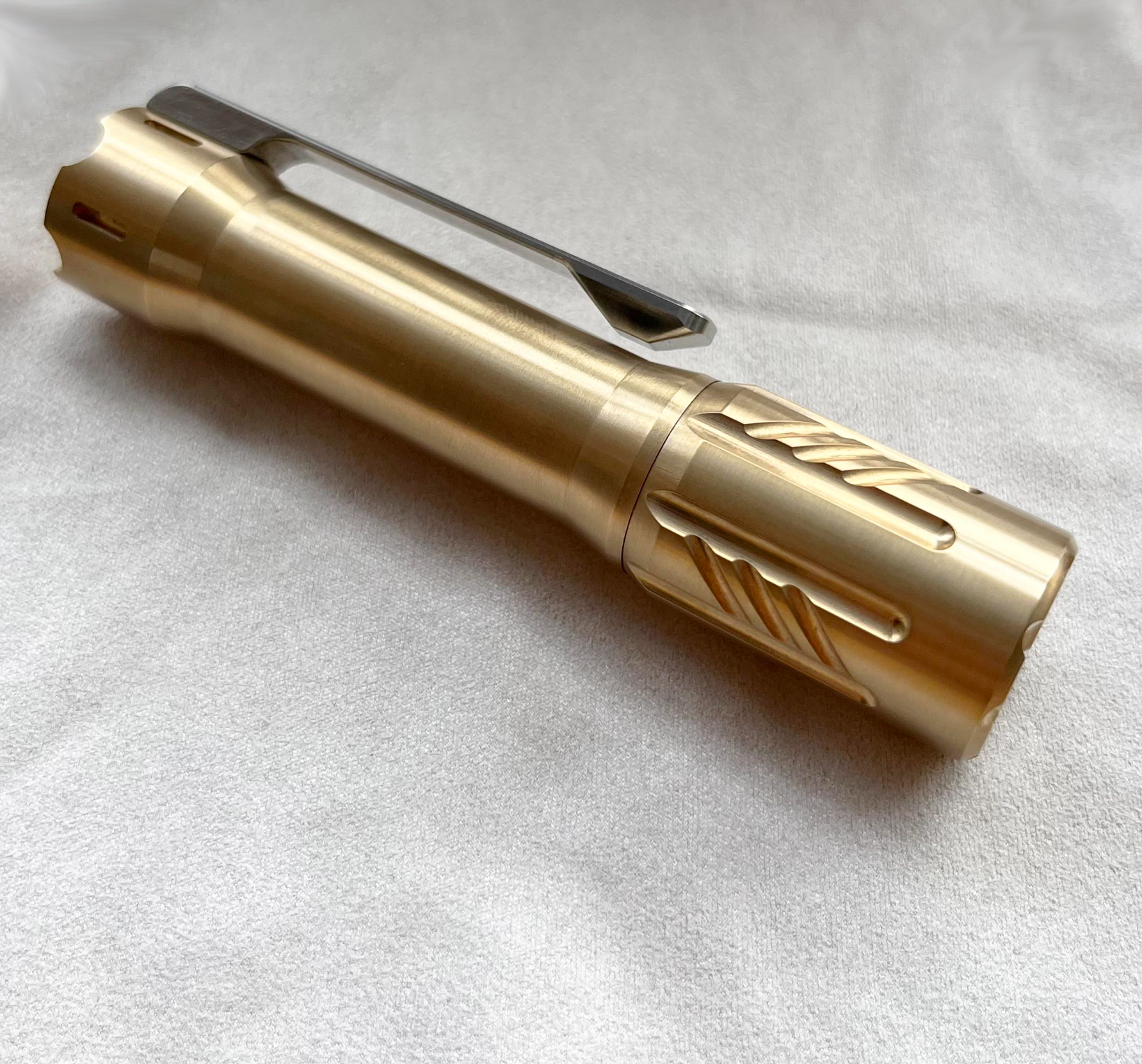 フラッシュライト EDOLUC Glow arrow Brass Smooth EDOLUC Glow フラッシュライト EDOLUC Glow arrow Brass Smooth EDOLUC Glow